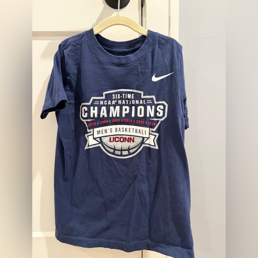 Nike UConn Champions T-Shirt